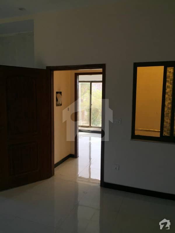 پاک عرب ہاؤسنگ سوسائٹی لاہور میں 3 کمروں کا 3 مرلہ مکان 55 لاکھ میں برائے فروخت۔