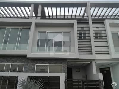 Raiwind Road 675 Square Feet House Up For Sale Raiwind Road 675 Square Feet House Up For Sale