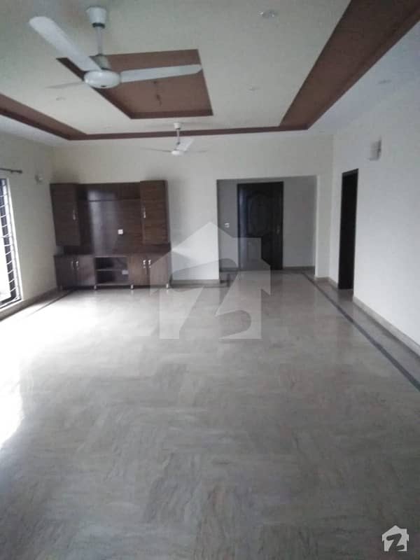 1 Kanal Upper Portion For Rent Available In State Life Lahore