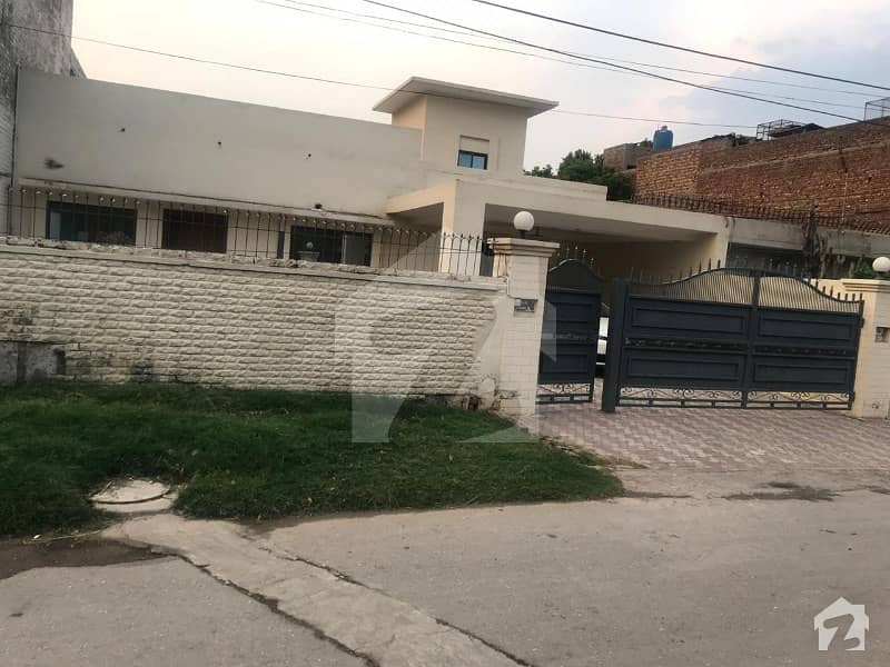 1 Kanal Bungalow Urgently For Sale In Gulberg 3 Block K