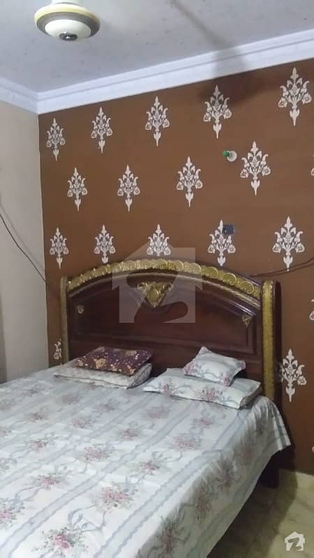 ناظم آباد - بلاک 5 ناظم آباد کراچی میں 2 کمروں کا 4 مرلہ بالائی پورشن 40 لاکھ میں برائے فروخت۔