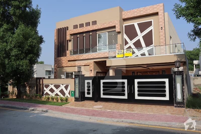 Luxurious Lavish Brand New Designer 1 Kanal Villa For Sale In Overseas A