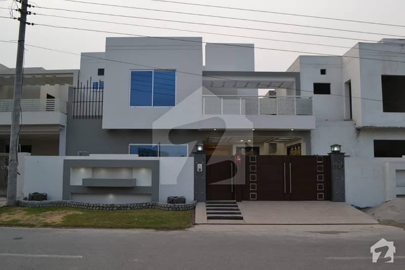 10 Marla Brand New House For Sale In Buch Executive Villas Multan
