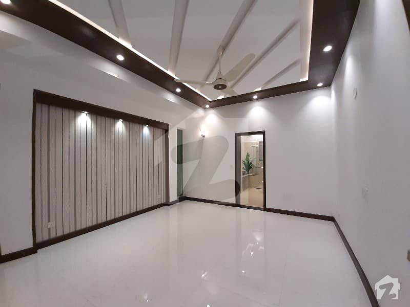 1 Kanal Beautiful House With Basement Available In DHA Phase 6