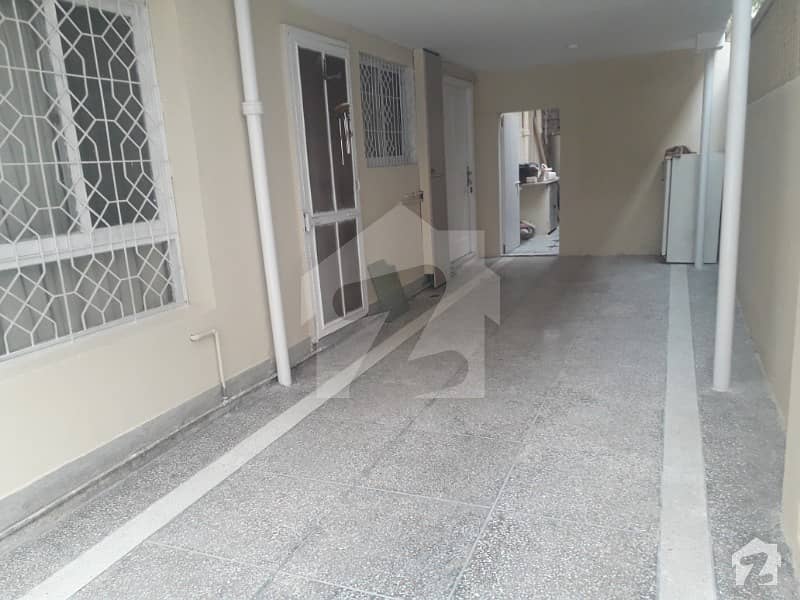 F11 Upper Portion For Rent Marble 3beds Rent 75000