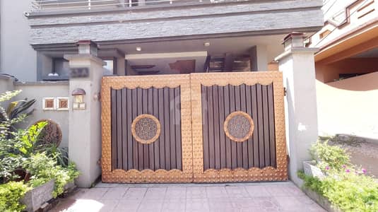 House 5.5 Marla Double Unit For Sale House 5.5 Marla Double Unit For Sale