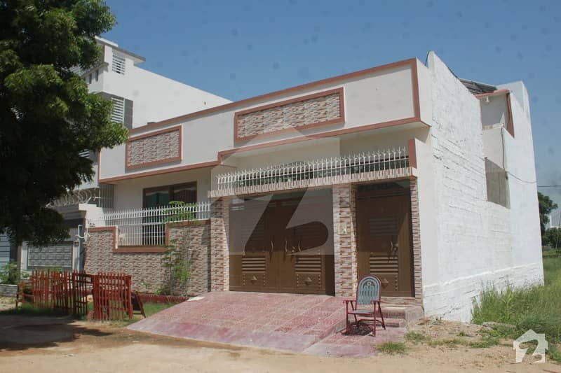 240 Sq Yard Villa For Sale In Garden City - Block A