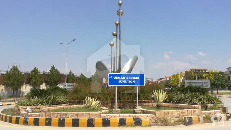 Bahria Town Phase 8 - Block A Commercial Plot Sized 1125  Square Feet Is Available
