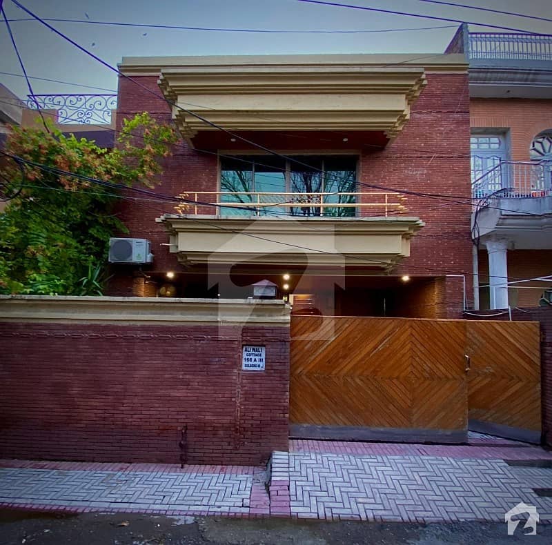 Ideal House For Sale In Gulberg