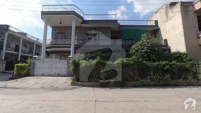 10-Marla House With Excellent Architecture Is Available For Sale In Khayaban-E-Sir Syed Rawalpindi