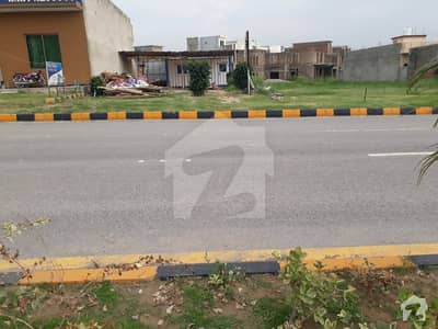 بی ۔ 17 اسلام آباد میں 1 کنال رہائشی پلاٹ 1.4 کروڑ میں برائے فروخت۔ بی ۔ 17 اسلام آباد میں 1 کنال رہائشی پلاٹ 1.4 کروڑ میں برائے فروخت۔