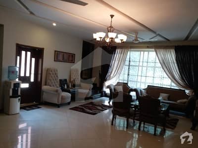 ڈیفینس آفیسر کالونی پشاور میں 12 کمروں کا 1.05 کنال مکان 8.9 کروڑ میں برائے فروخت۔ ڈیفینس آفیسر کالونی پشاور میں 12 کمروں کا 1.05 کنال مکان 8.9 کروڑ میں برائے فروخت۔