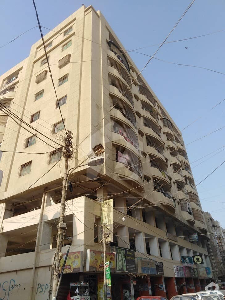 نارتھ ناظم آباد ۔ بلاک این نارتھ ناظم آباد کراچی میں 2 کمروں کا 4 مرلہ فلیٹ 85 لاکھ میں برائے فروخت۔