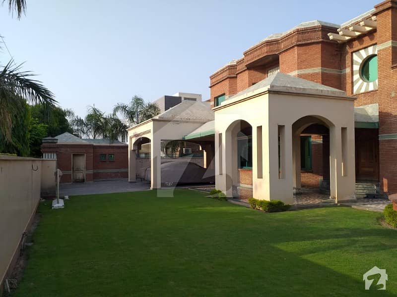 ای ایم ای سوسائٹی لاہور میں 6 کمروں کا 4 کنال مکان 22 کروڑ میں برائے فروخت۔