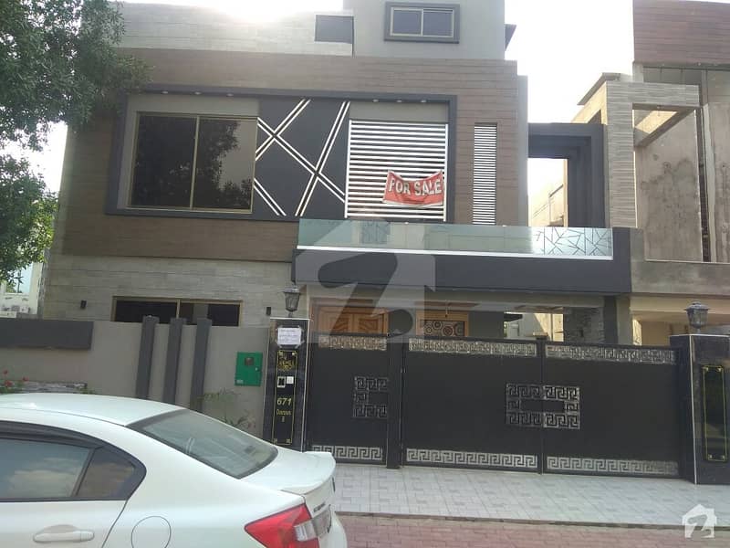10 Marla House In Bahria Town For Sale