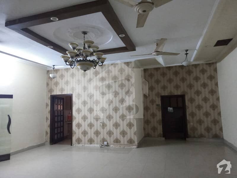 2 Kanal Commercial House For Rent  In Gulberg