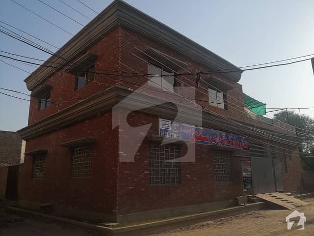 شاہ رُکنِ عالم کالونی ملتان میں 6 کمروں کا 9 مرلہ مکان 1.23 کروڑ میں برائے فروخت۔