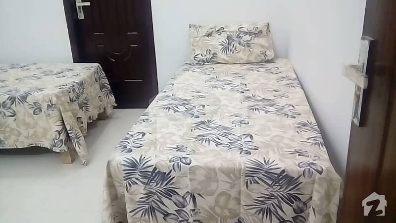 شیرشاہ کالونی - اچھرہ لاہور میں 12 کمروں کا 10 مرلہ مکان 1.6 لاکھ میں کرایہ پر دستیاب ہے۔