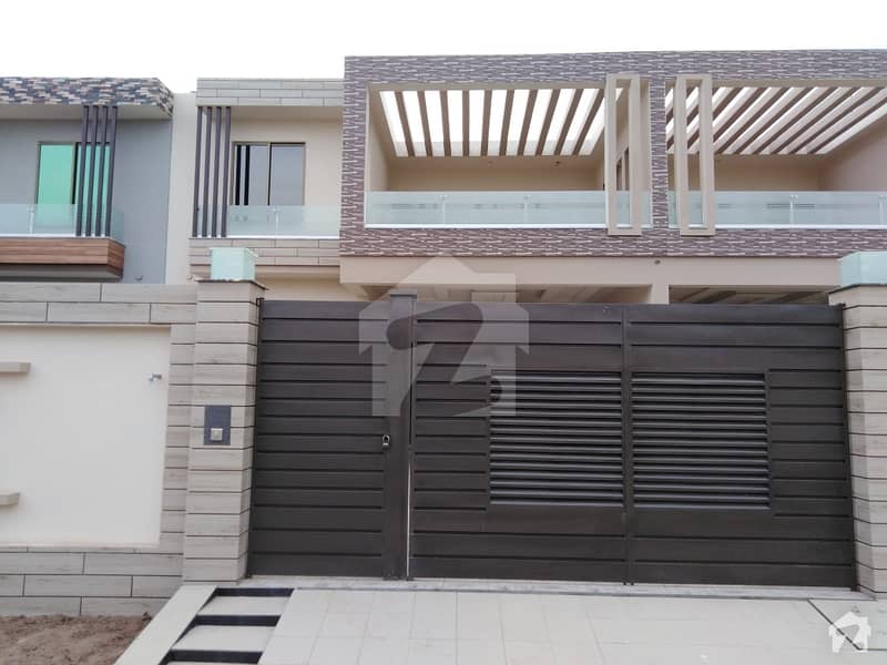 House Of 10 Marla In Shalimar Colony Is Available