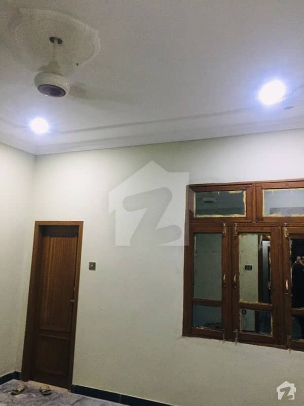 ارباب سبز علی خان ٹاؤن ایگزیکٹو لاجز ارباب سبز علی خان ٹاؤن ورسک روڈ پشاور میں 6 کمروں کا 5 مرلہ مکان 1 کروڑ میں برائے فروخت۔