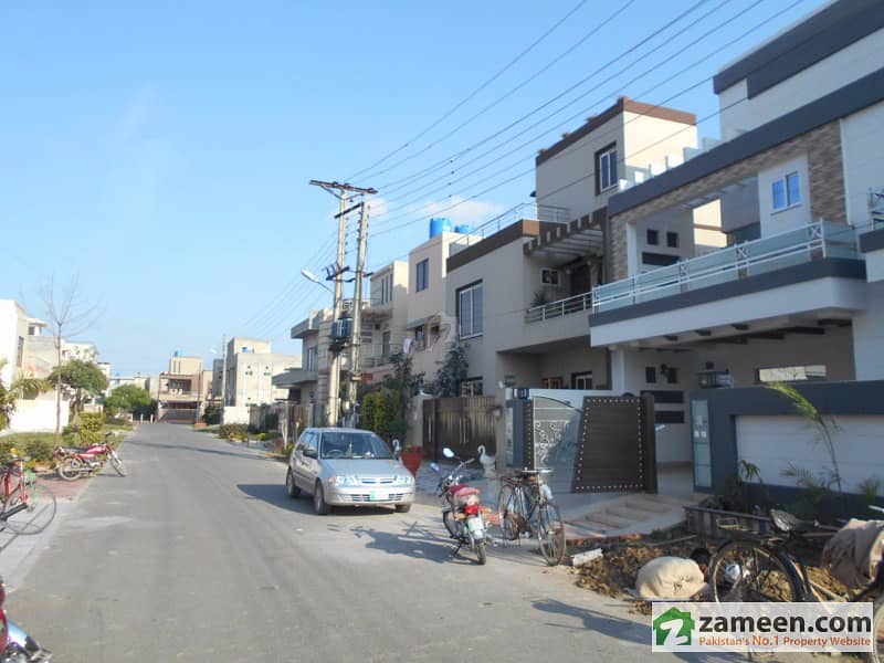 House For Sale In Wapda Town