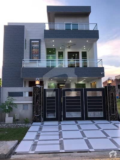 Distress Deal 7 Marla Beautiful House For Sale In M7 A Distress Deal 7 Marla Beautiful House For Sale In M7 A