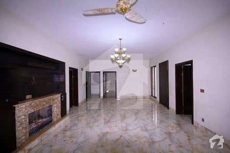 1 Kanal Separate Gate Upper Portion For Rent In Phase 4 1 Kanal Separate Gate Upper Portion For Rent In Phase 4