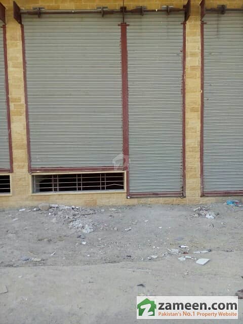 Defence 260 Square Feet Shop For Rent