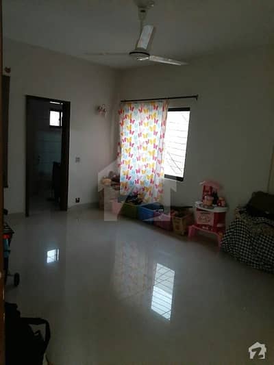 Well Maintained 2400 Sq. ft Flat Is Available For Rent