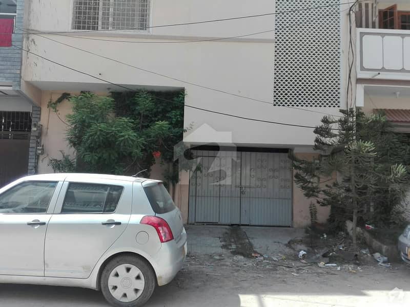 House For Sale Situated In Gulshaneiqbal Town