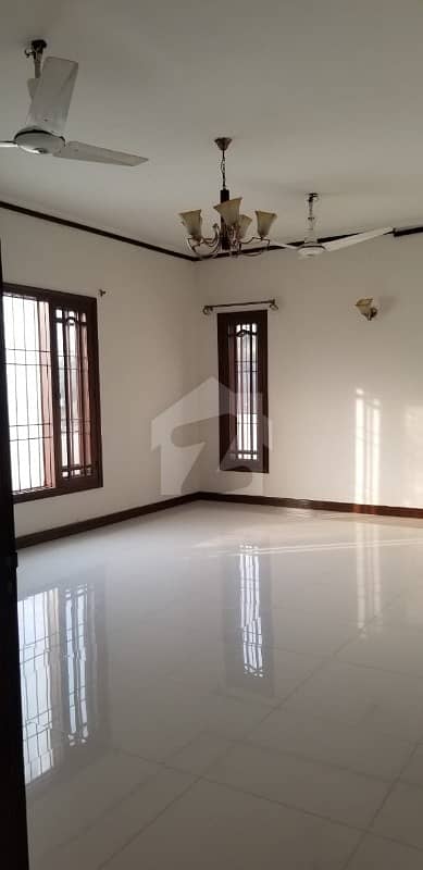Bungalow For Rent 500 Square Yard Dha Phase 6