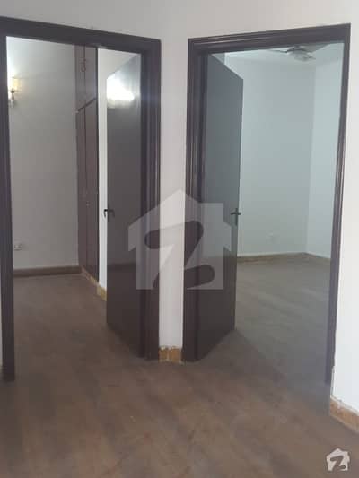 2 Rooms Flat First Floor Attached Bath Rooms And Kitchen For Rent