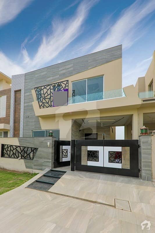 Leads Presents 10 Marla Beautifully Designed House For Sale Leads Presents 10 Marla Beautifully Designed House For Sale