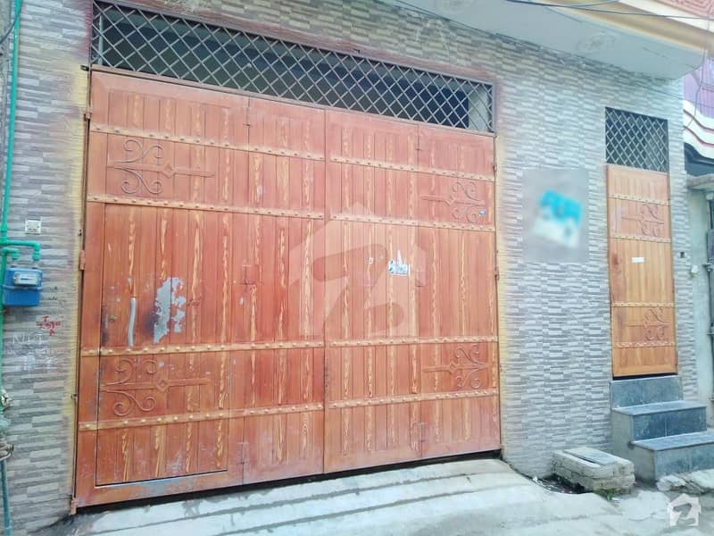 گلبرگ پشاور میں 7 کمروں کا 6 مرلہ مکان 1.85 کروڑ میں برائے فروخت۔