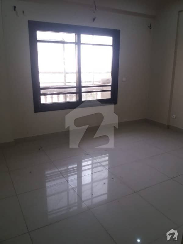 Slightly Used Building Just Like New 3 Bed Apartment For Rent DHA 6 Ittehad Commercial