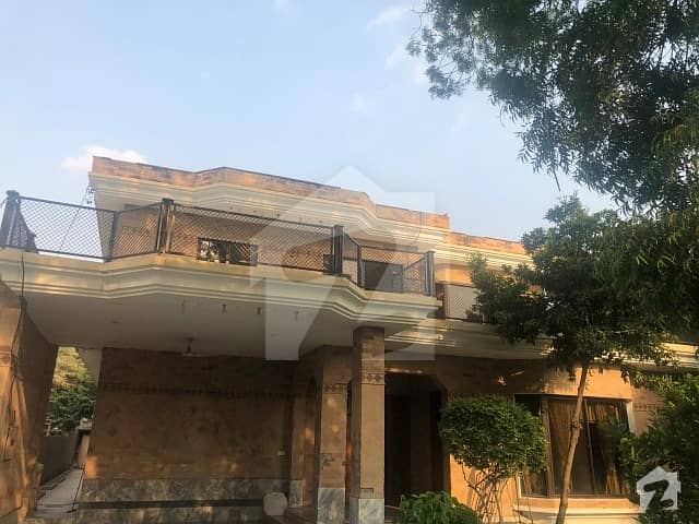 Upper Portion For Rent At Sarwar Road Cantt