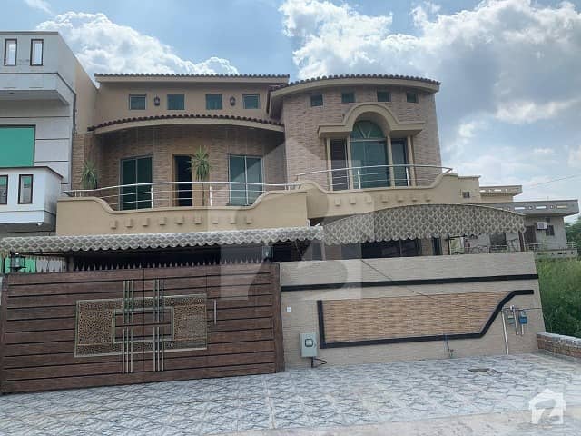 35X70 Triple Storey House For Sale In G-13/4