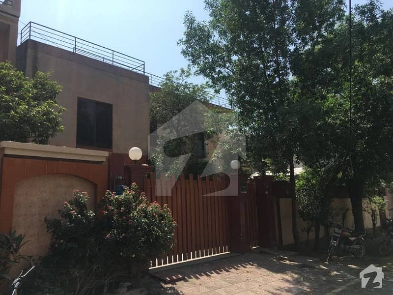 4900  Square Feet House Is Available For Sale In Muslim Town