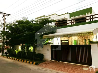 12.6 Marla Corner Beautiful Villa For Sale In Sahar Villas 12.6 Marla Corner Beautiful Villa For Sale In Sahar Villas