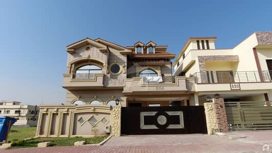 Corner Double Unit House Is Available For Sale Corner Double Unit House Is Available For Sale