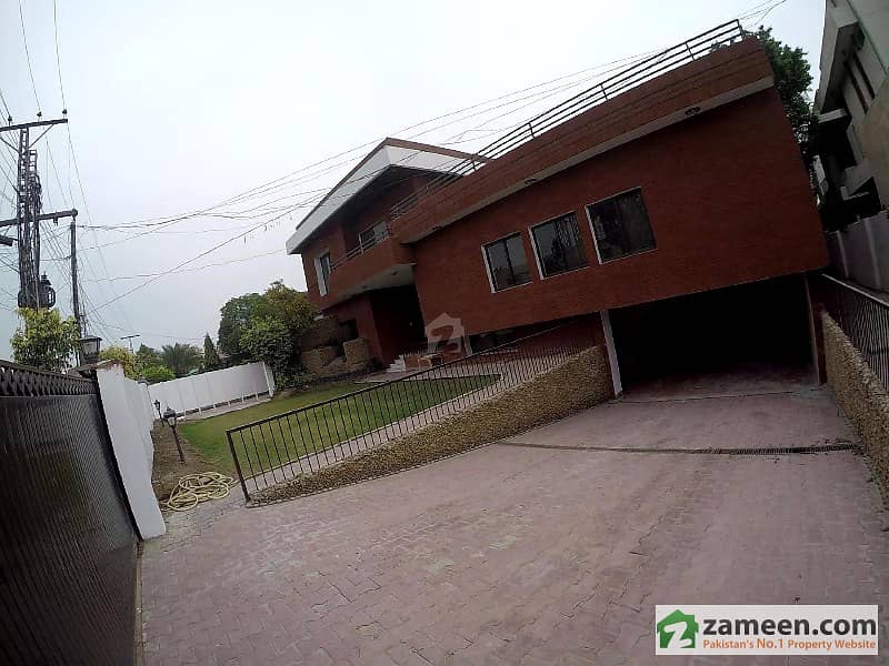 Cavalry Ground 2 Kanal Prime Location House For Sale