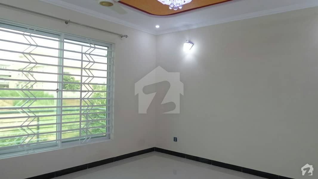 7 Marla Upper Portion Is Available For Rent