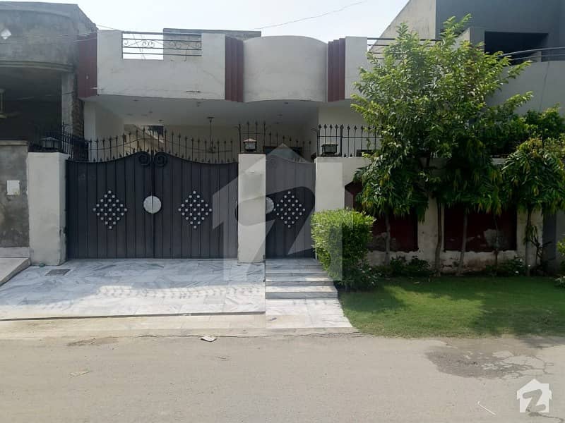پی سی ایس آئی آر سٹاف کالونی لاہور میں 3 کمروں کا 9 مرلہ مکان 1.5 کروڑ میں برائے فروخت۔