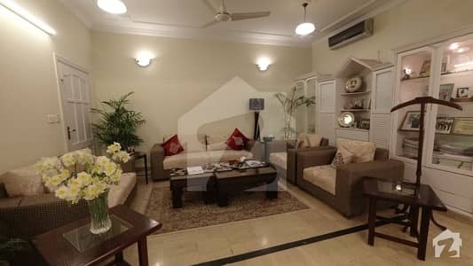 Imagine Come Home To This Gorgeous Constructed 11 Bedrooms House Located In E112 Islamabad Imagine Come Home To This Gorgeous Constructed 11 Bedrooms House Located In E112 Islamabad