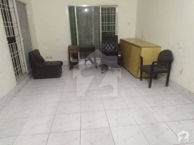 Lower Portion Available For Rent In Karim Block
