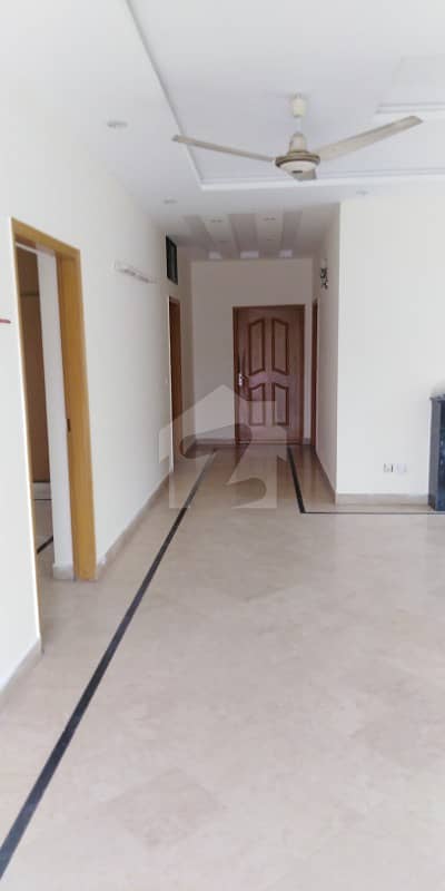 1 Kanal Upper Portion For Rent In Dha Phase 4