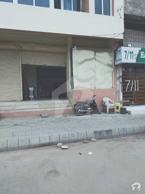 ڈی ایچ اے فیز 5 ڈی ایچ اے کراچی میں 8 مرلہ دکان 25 کروڑ میں برائے فروخت۔