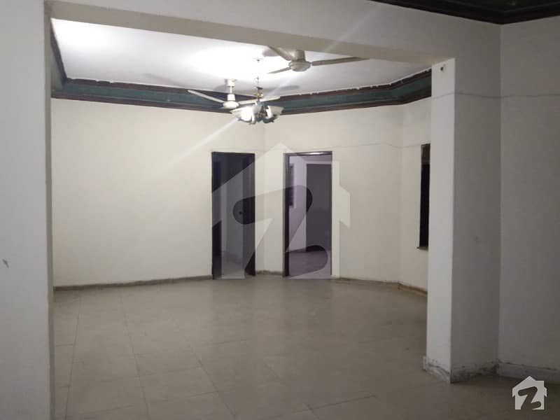 اقبال پارک کینٹ کینٹ لاہور میں 3 کمروں کا 5 مرلہ زیریں پورشن 38 ہزار میں کرایہ پر دستیاب ہے۔