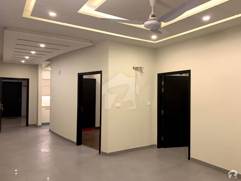 1233 Square Feet Flat For Sale In G-15 1233 Square Feet Flat For Sale In G-15
