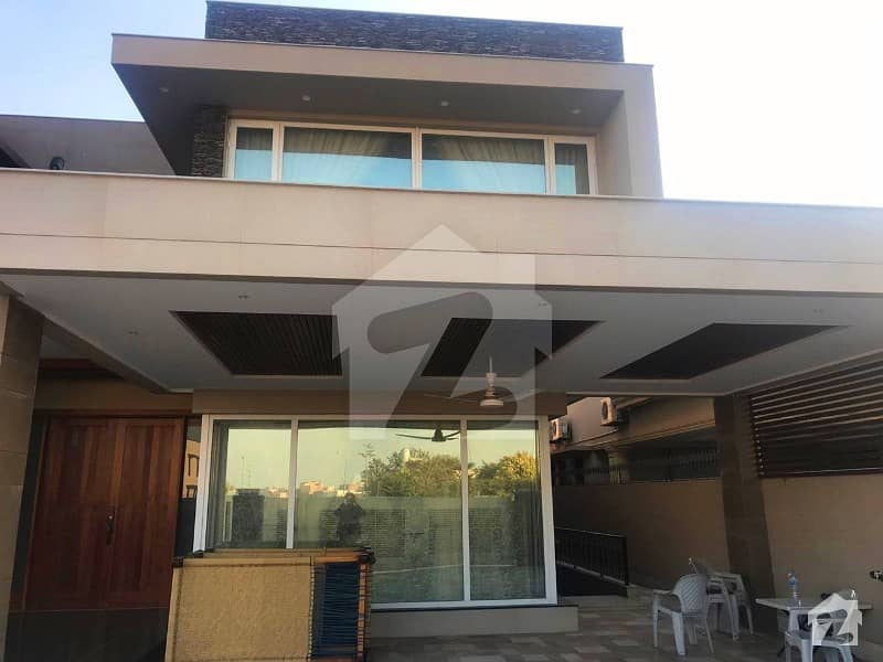 2 Kanal Owner Build Bungalow 1 Kanal Lawn 1 Kanal Building Near To Commercial Area For Sale